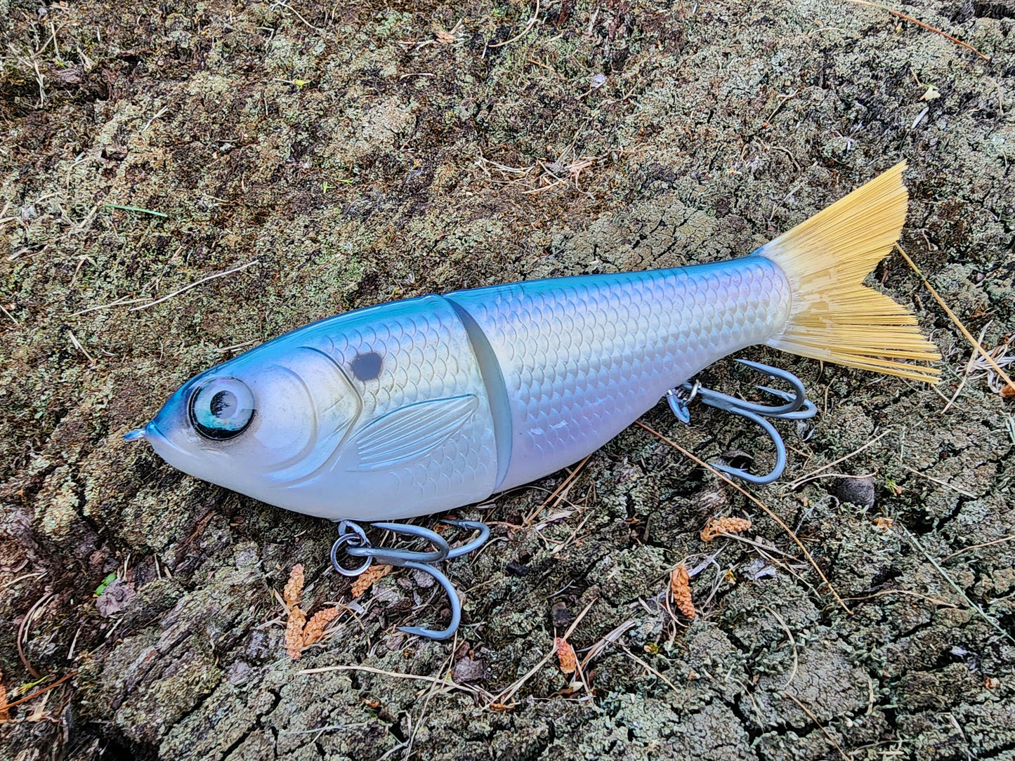 7" Kill Flash glide bait (Herring)