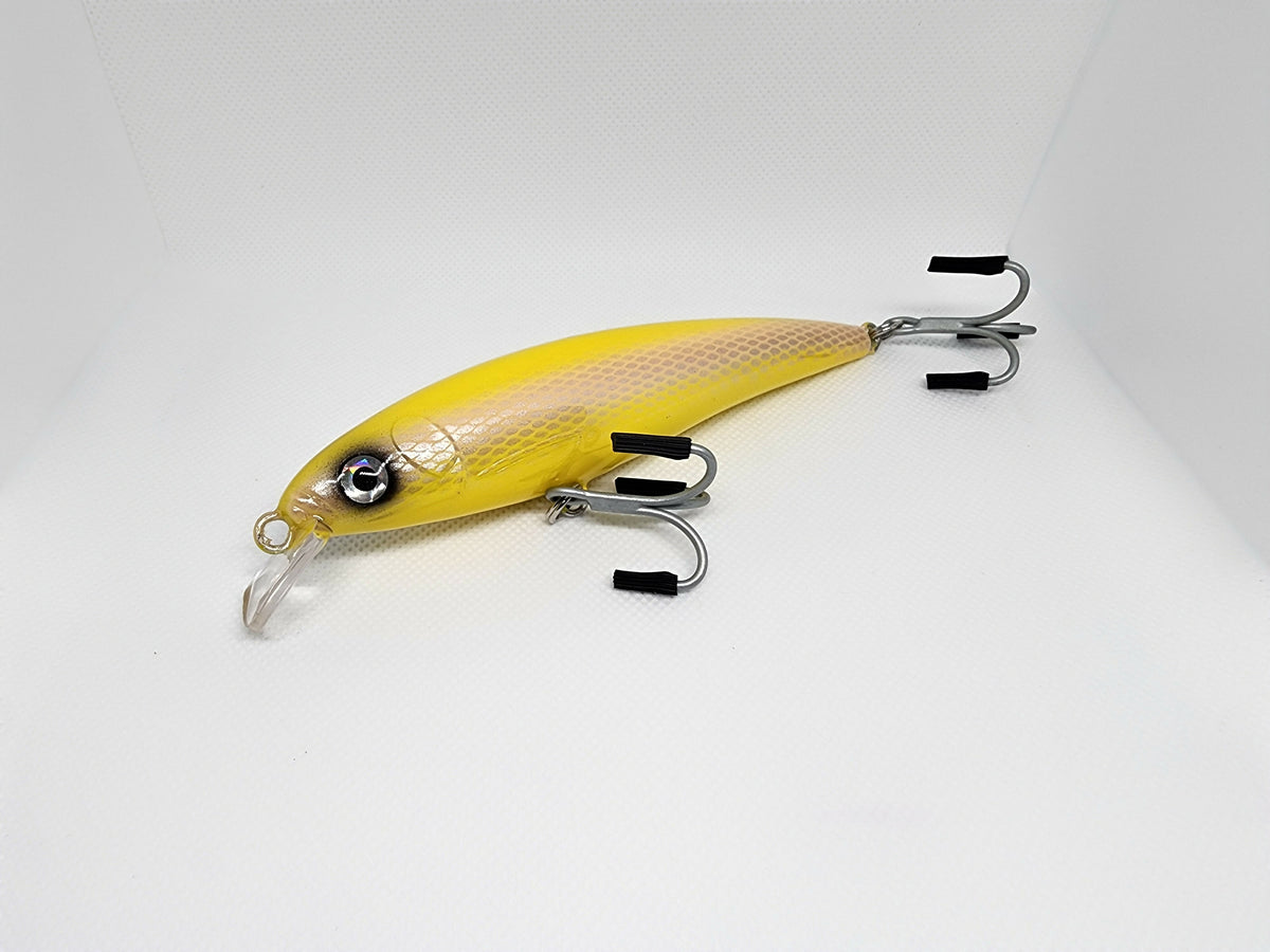 6" RIZZ Minnow Jerkbait (yellow scale)