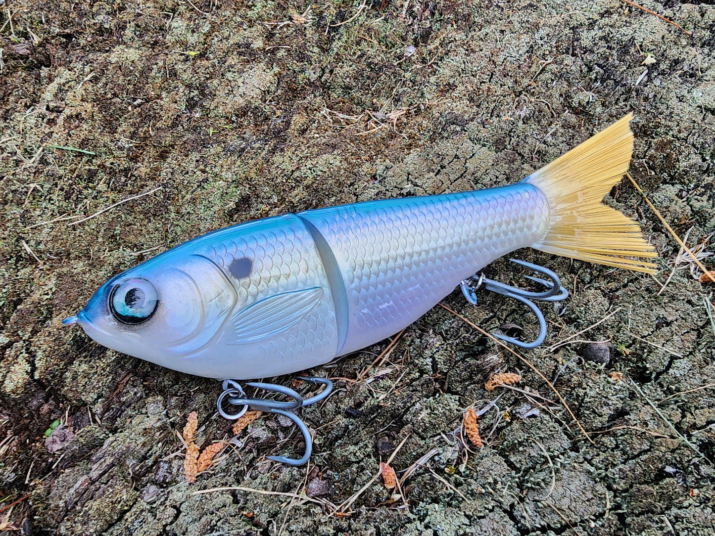 7" Kill Flash glide bait (Herring)