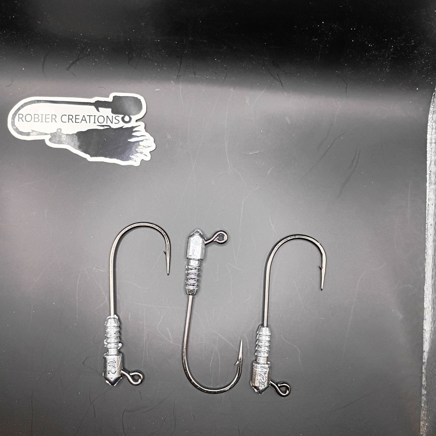 2x Strong 8/0 Flatside Jigs