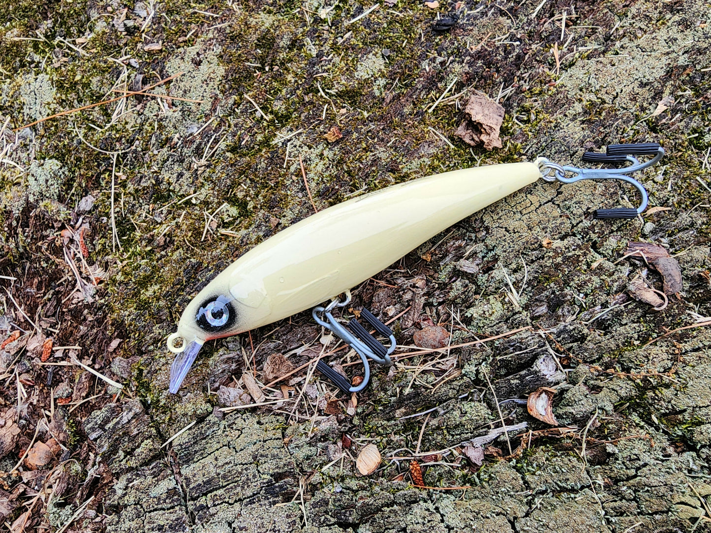 6" Bone RIZZ Minnow