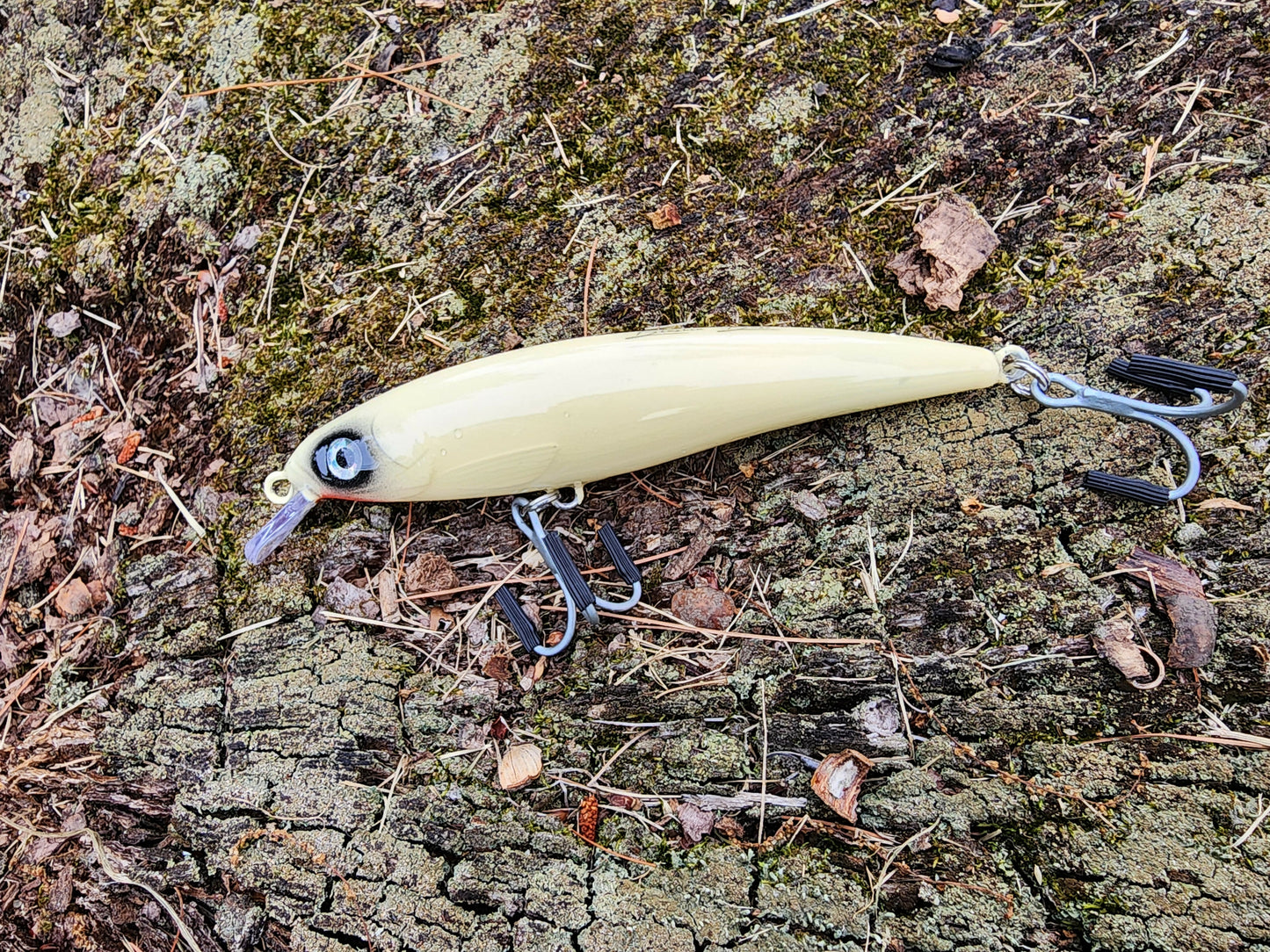 6" Bone RIZZ Minnow