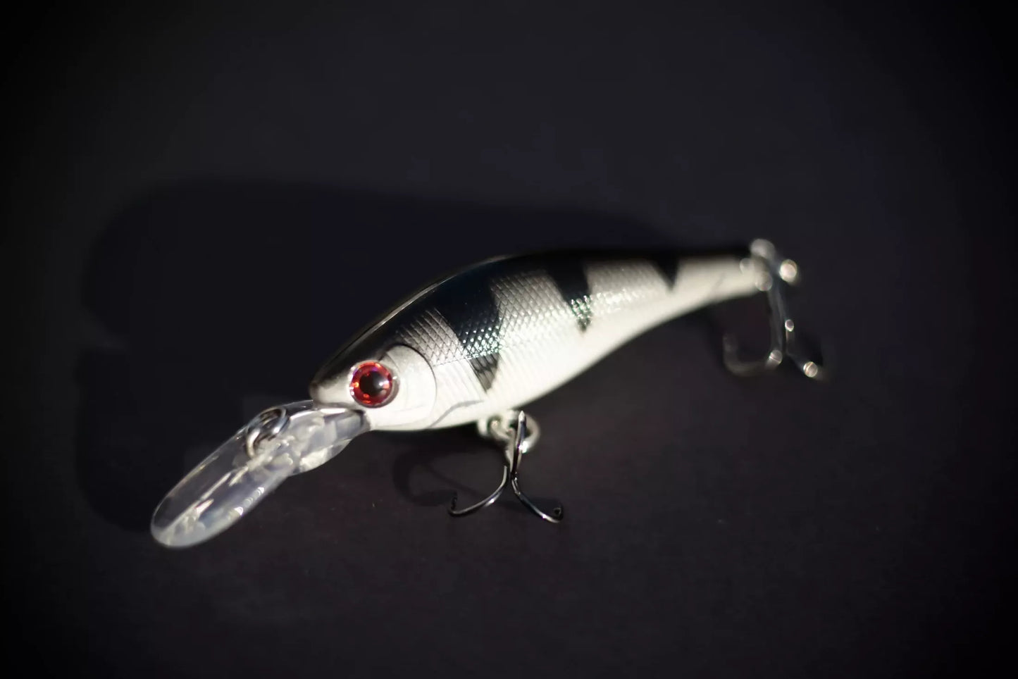Backwoods Deep Diver - Black and White