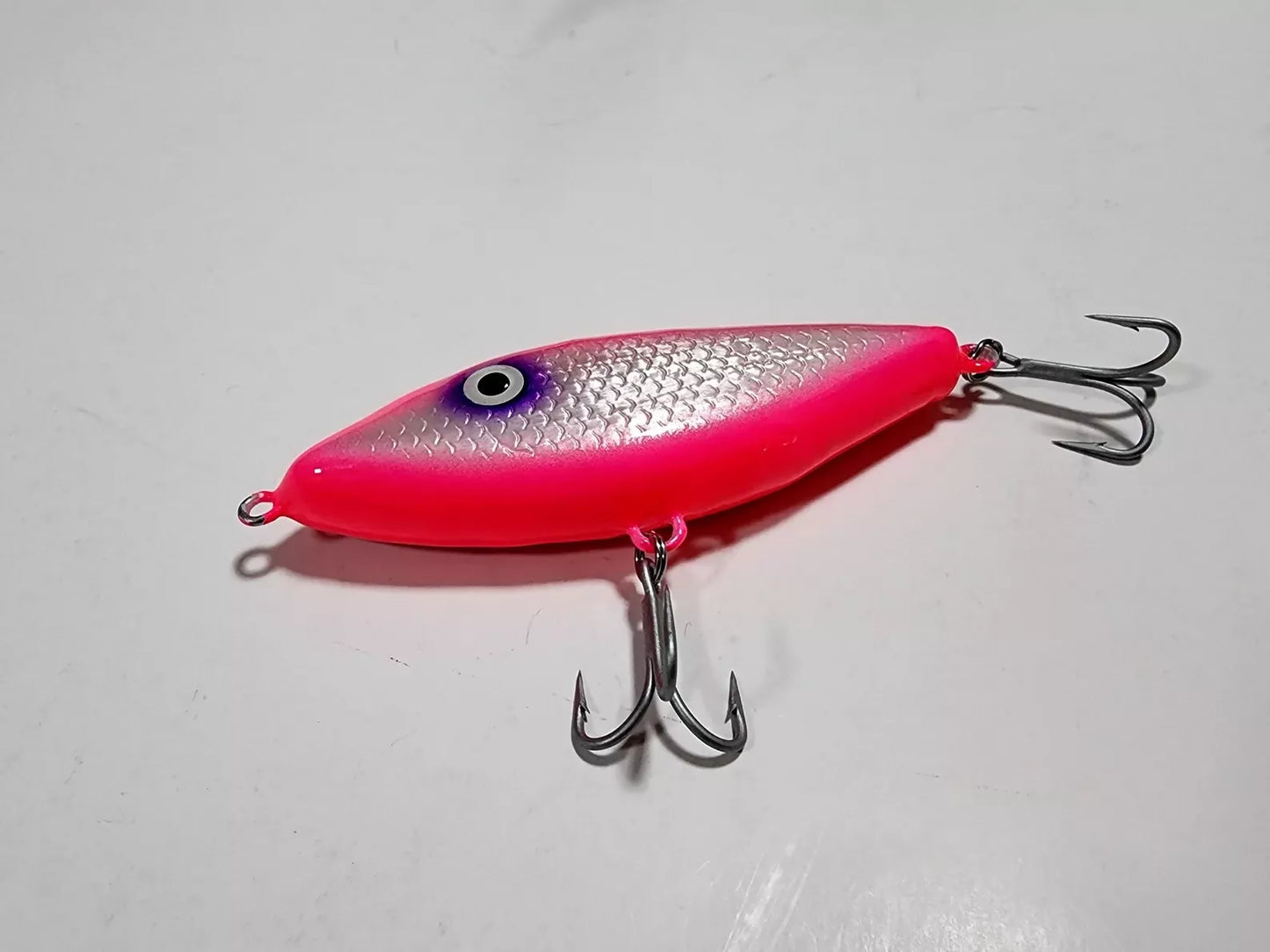 Pink Foil Glide Bait 4.5"