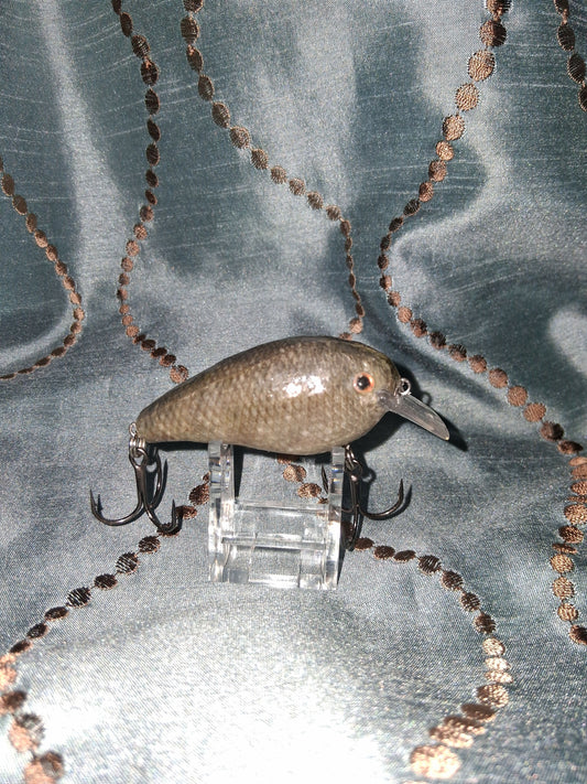 1.5 square bill crank bait with real opal eye fish skin