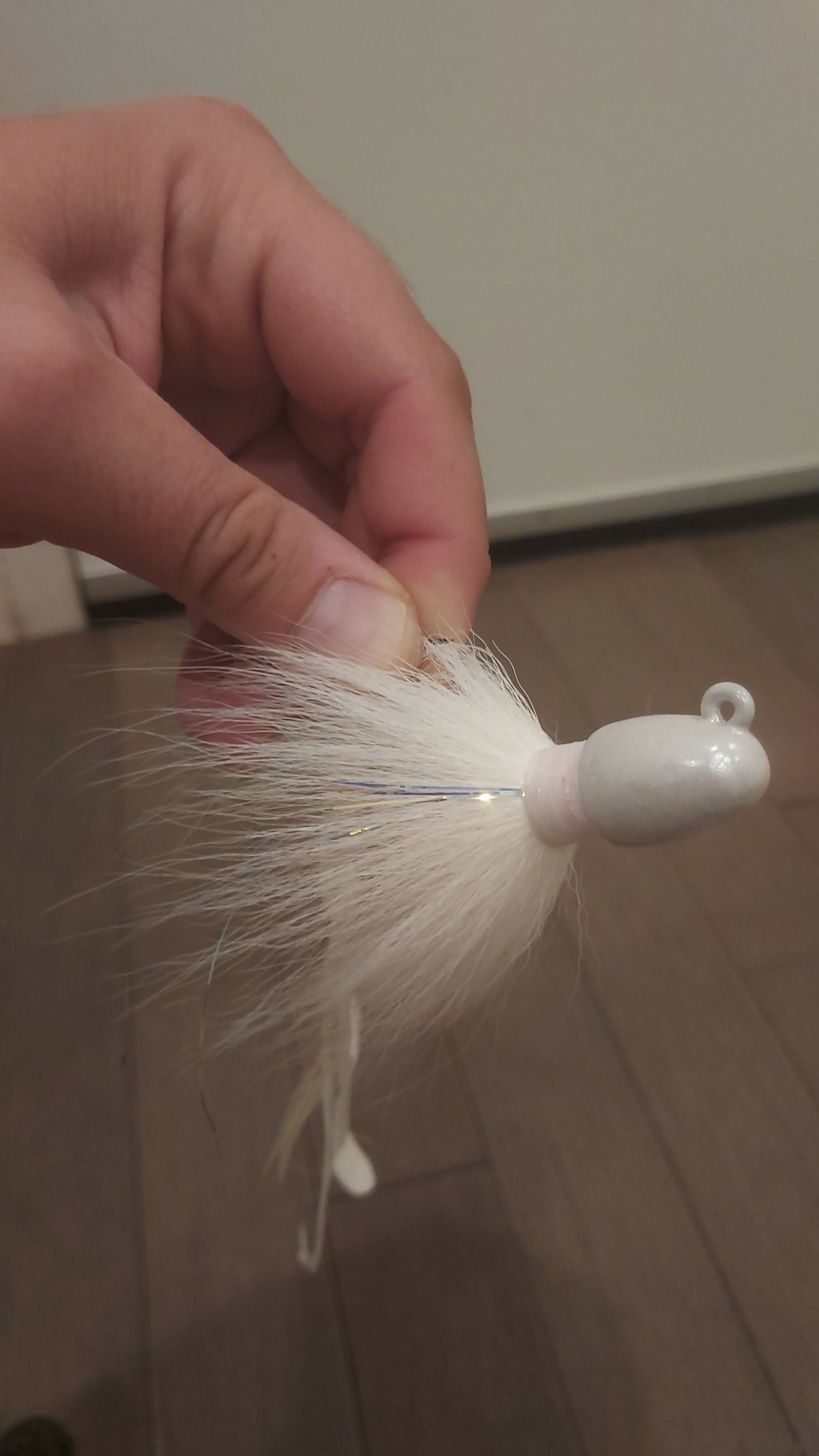 2.5 oz White Bucktail Jig
