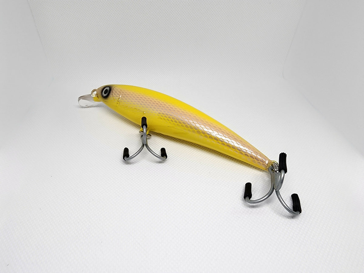 6" RIZZ Minnow Jerkbait (yellow scale)