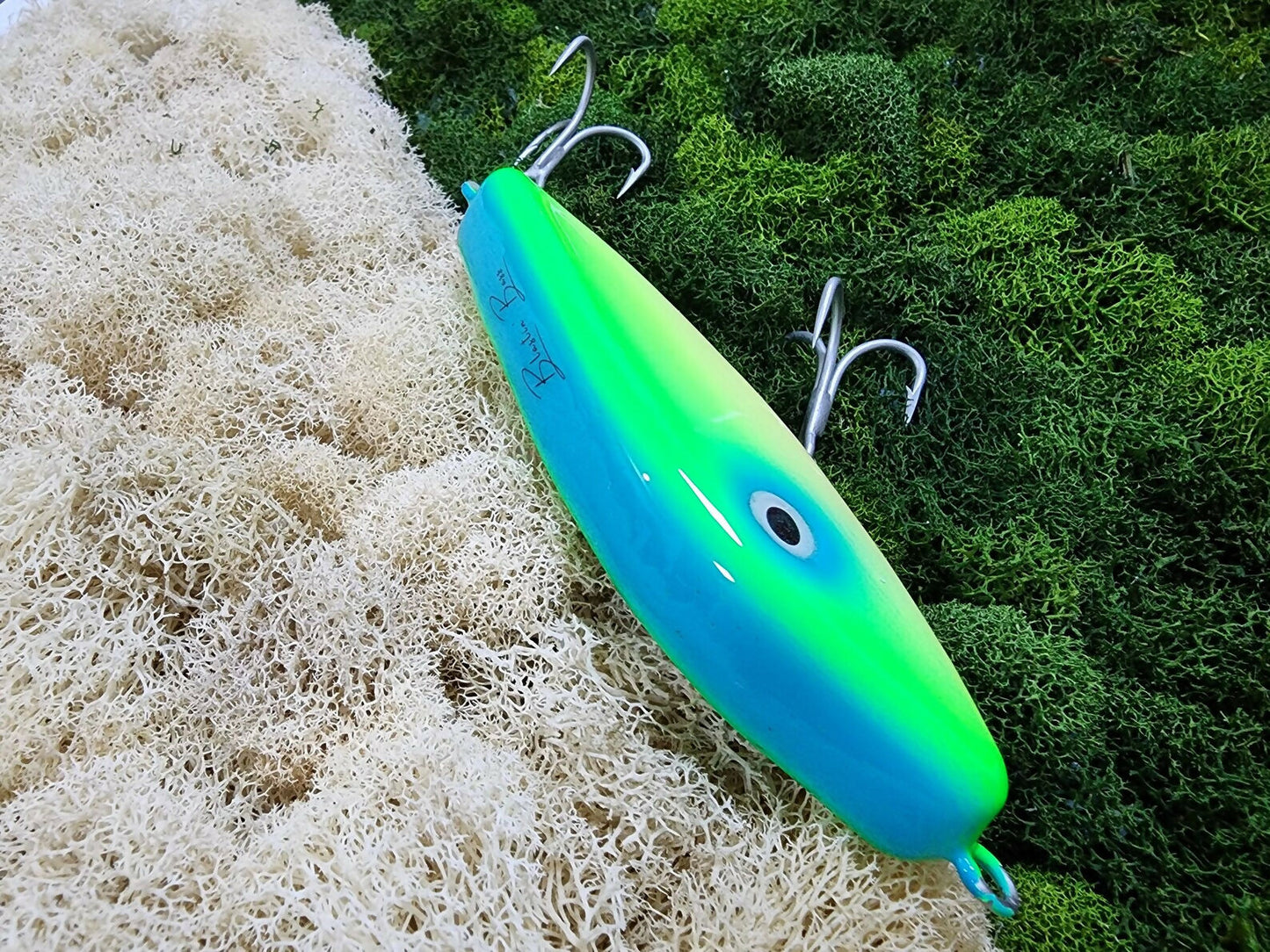 Aqua Lime Glide Bait 4.5"