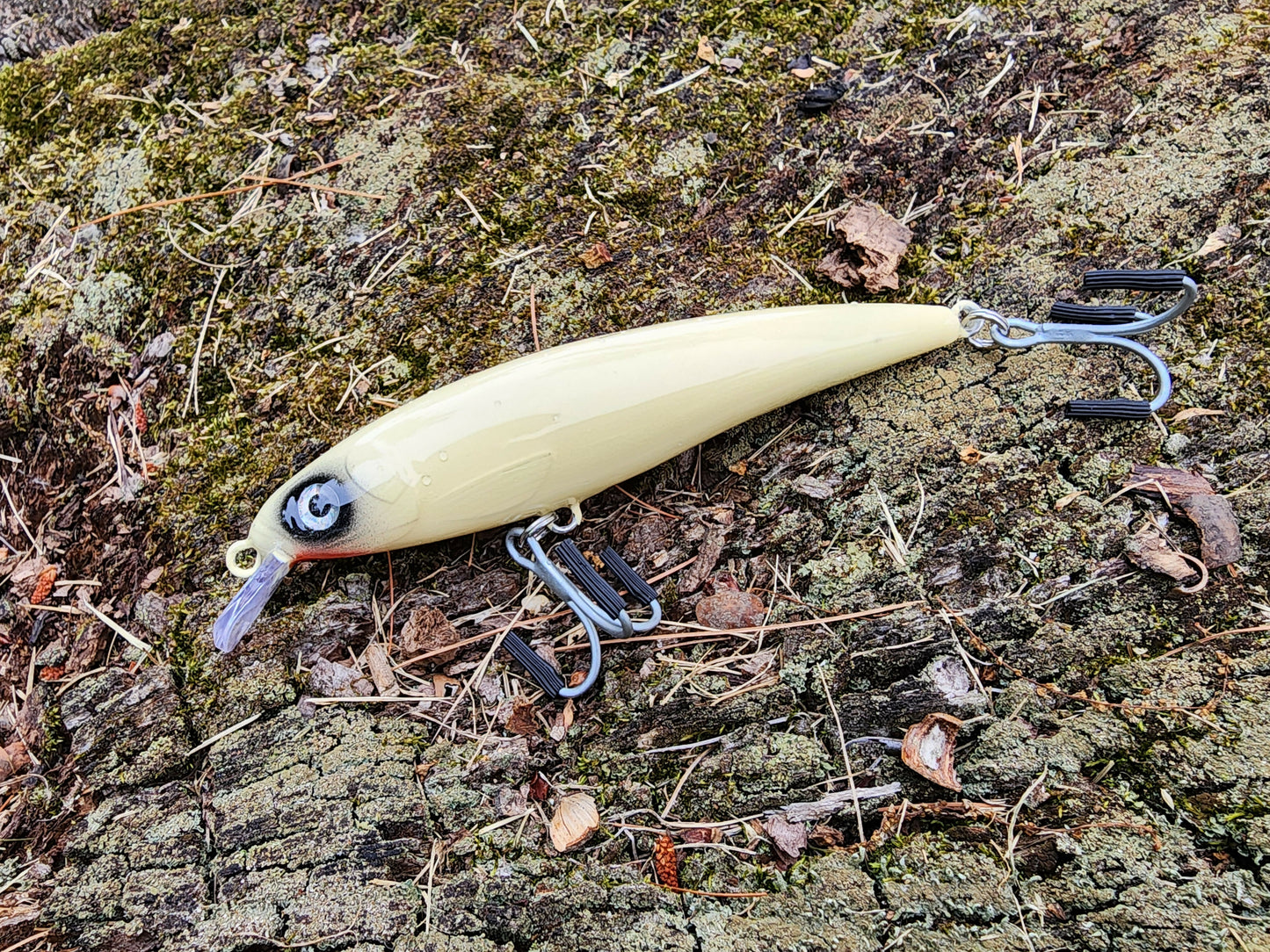 6" Bone RIZZ Minnow