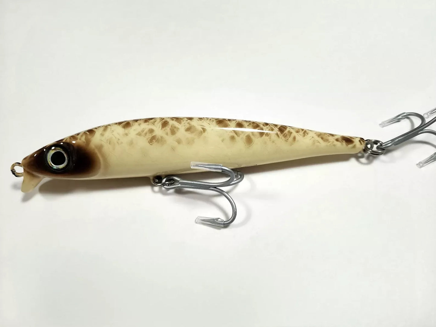 7" Shattered Bone Mega Minnow