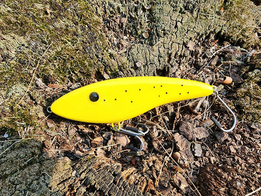 6.5" Yellow Glide Bait (4oz sinking)