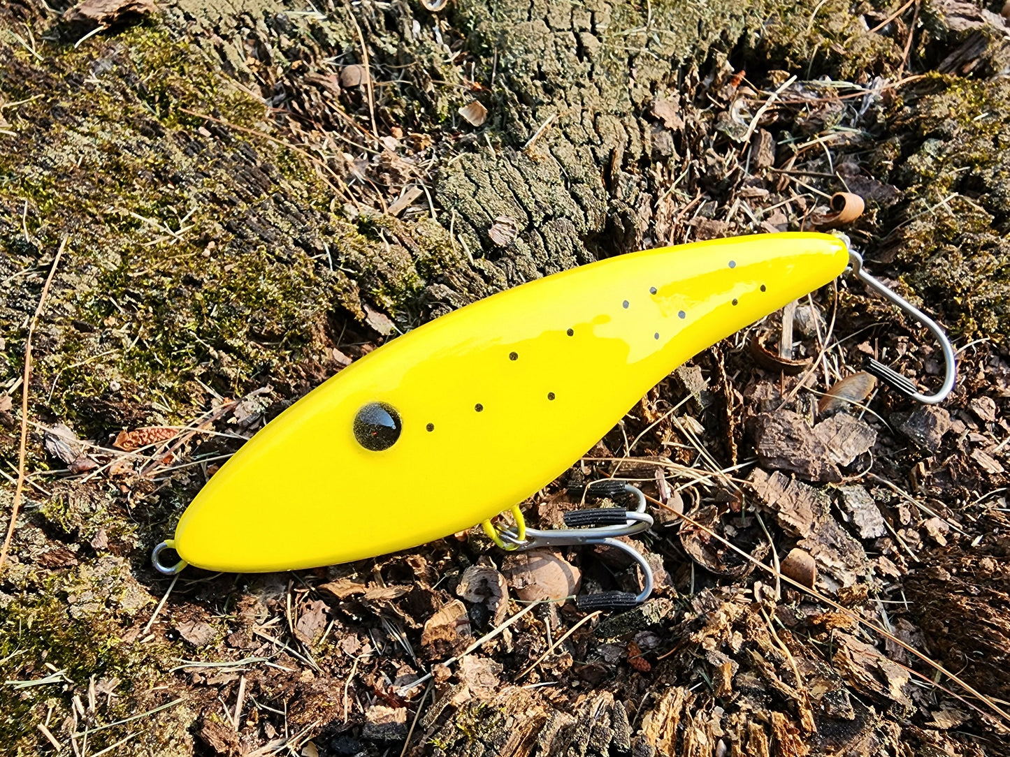 6.5" Yellow Glide Bait (4oz sinking)